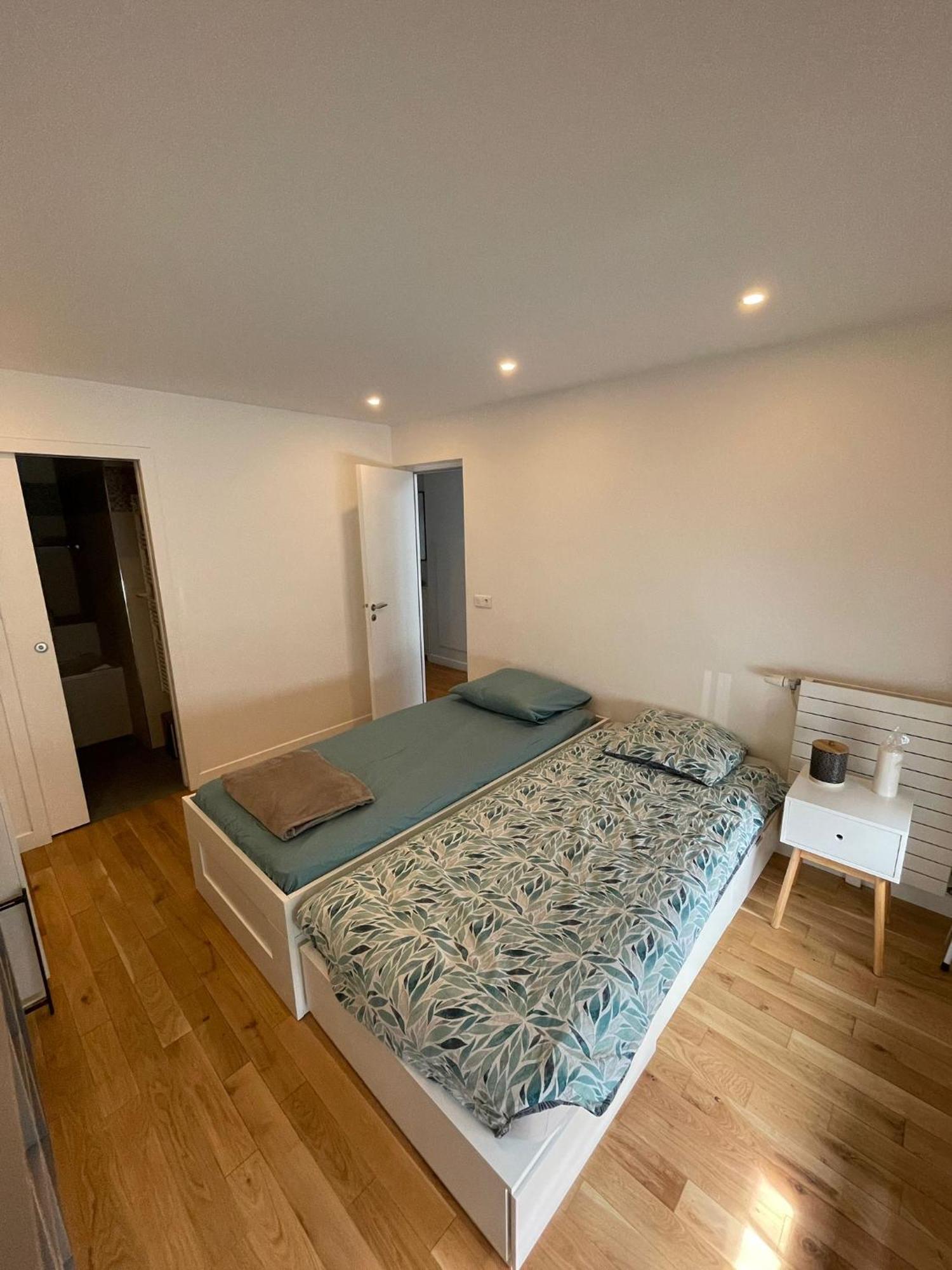 Duplex, 10 Min Champs Elysee Boulogne-Billancourt Luaran gambar